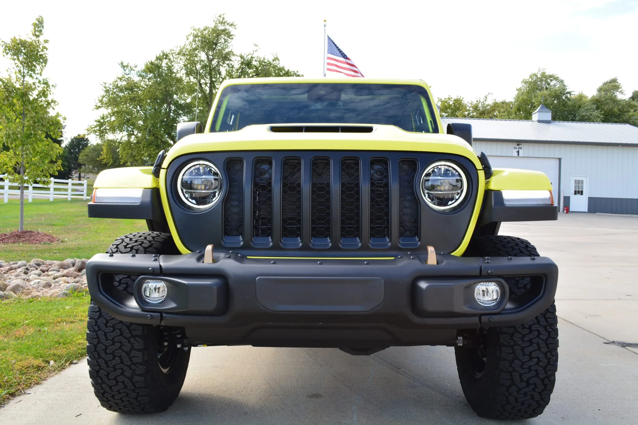 2022 Jeep Wrangler Rubicon, photo 9 of 18