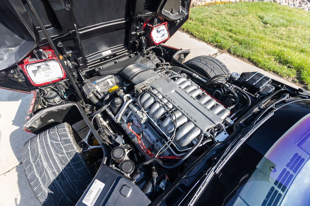 1990 Chevrolet Corvette ZR-1, photo 14 of 17