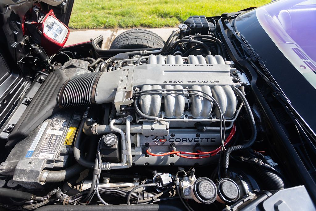 1990 Chevrolet Corvette ZR-1, photo 15 of 17