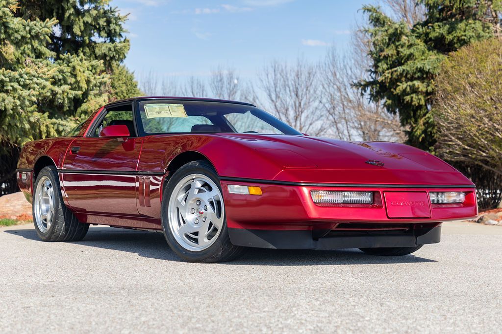 1990 Chevrolet Corvette ZR-1, photo 7 of 17
