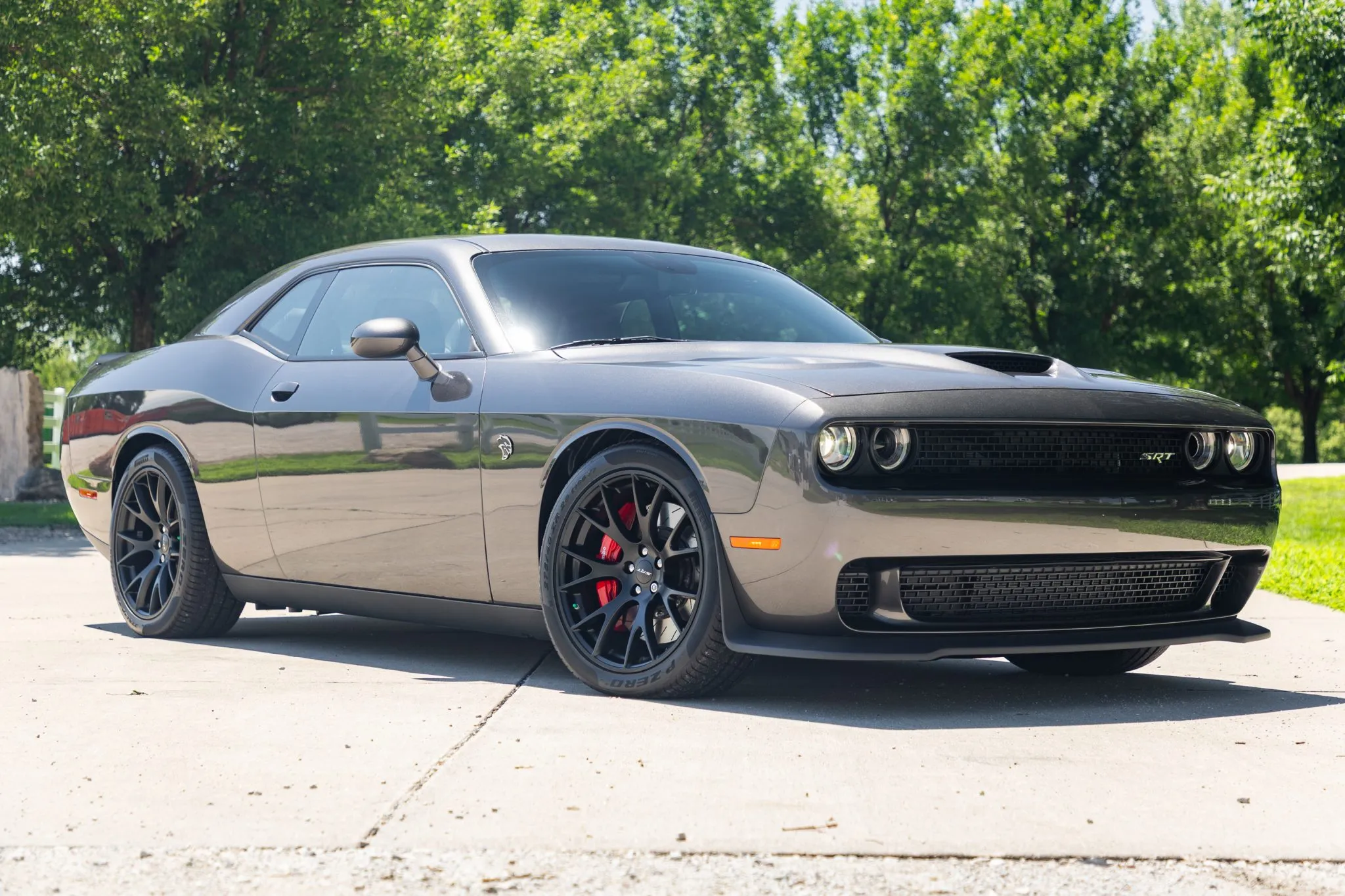 2016 Dodge Challenger SRT, photo 7 of 17