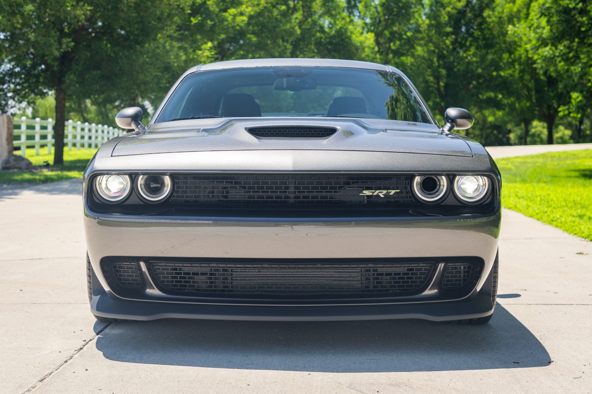 2016 Dodge Challenger SRT, photo 8 of 17