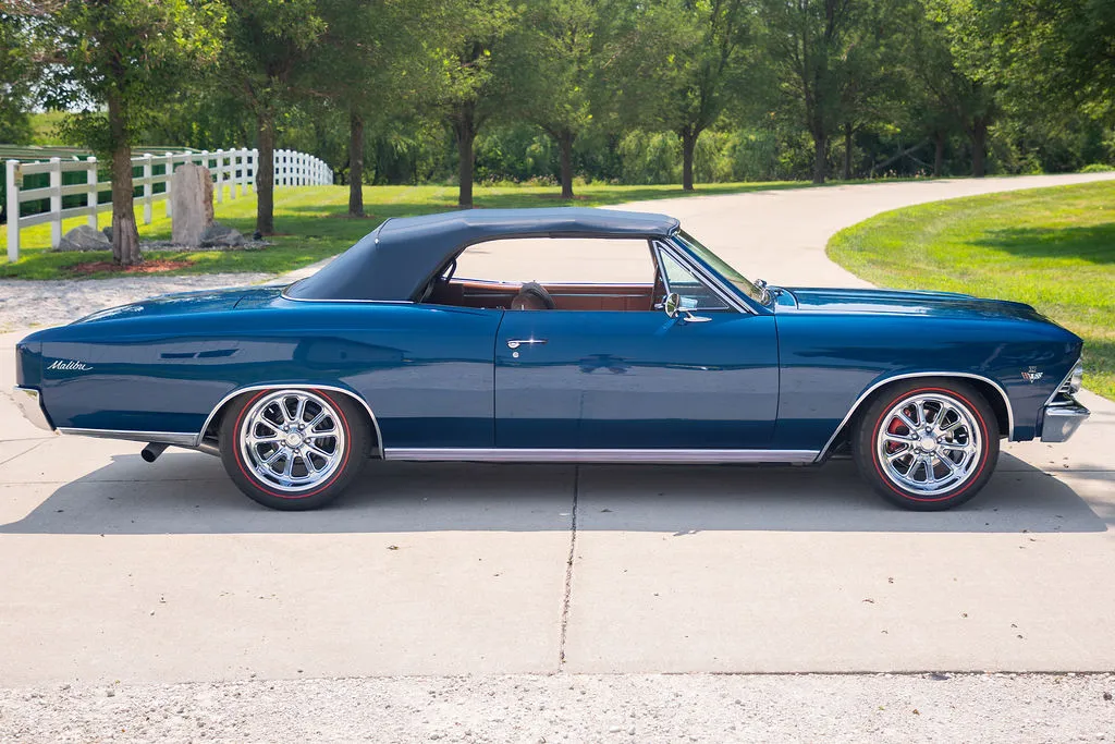 1966 Chevrolet Chevelle Malibu, photo 9 of 23