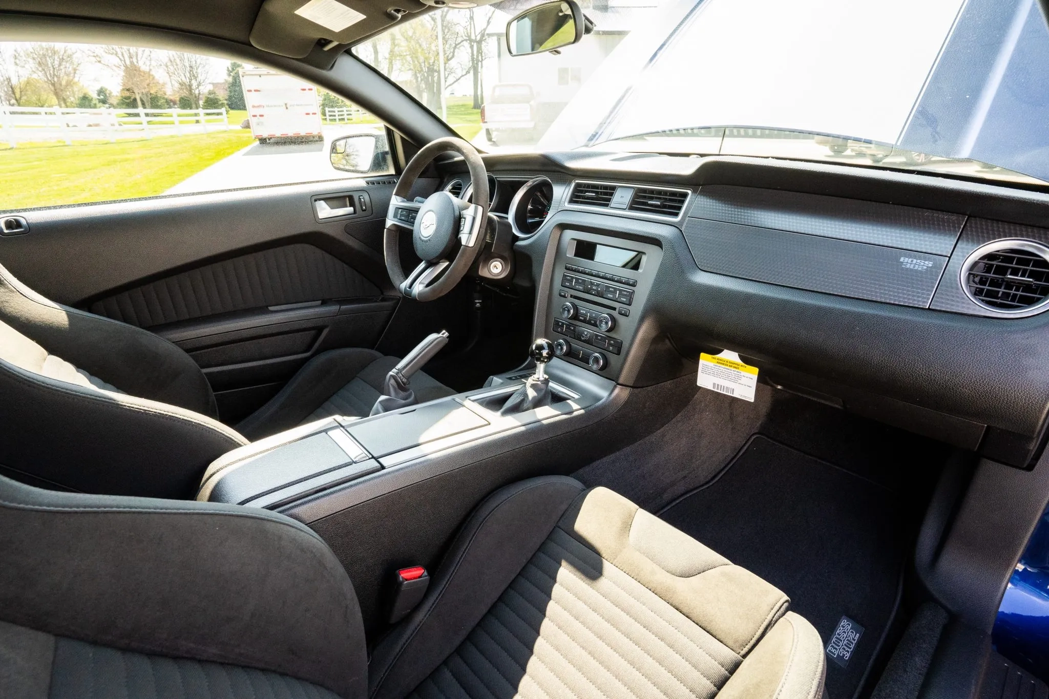 2012 Ford Mustang, photo 12 of 18