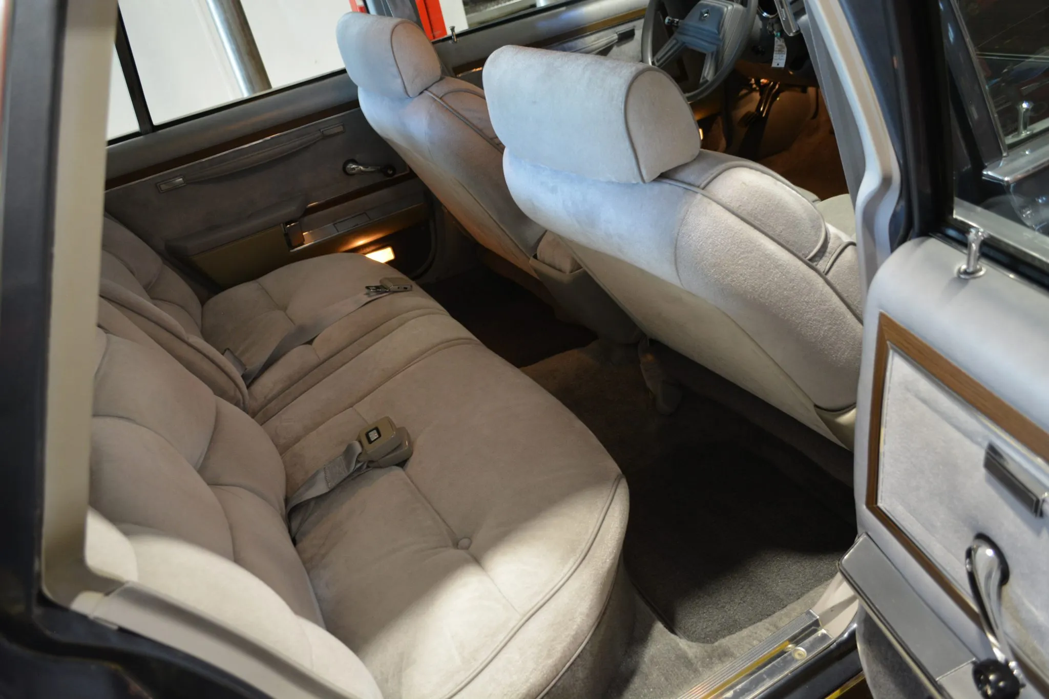 1985 Dodge Diplomat SE, photo 12 of 16