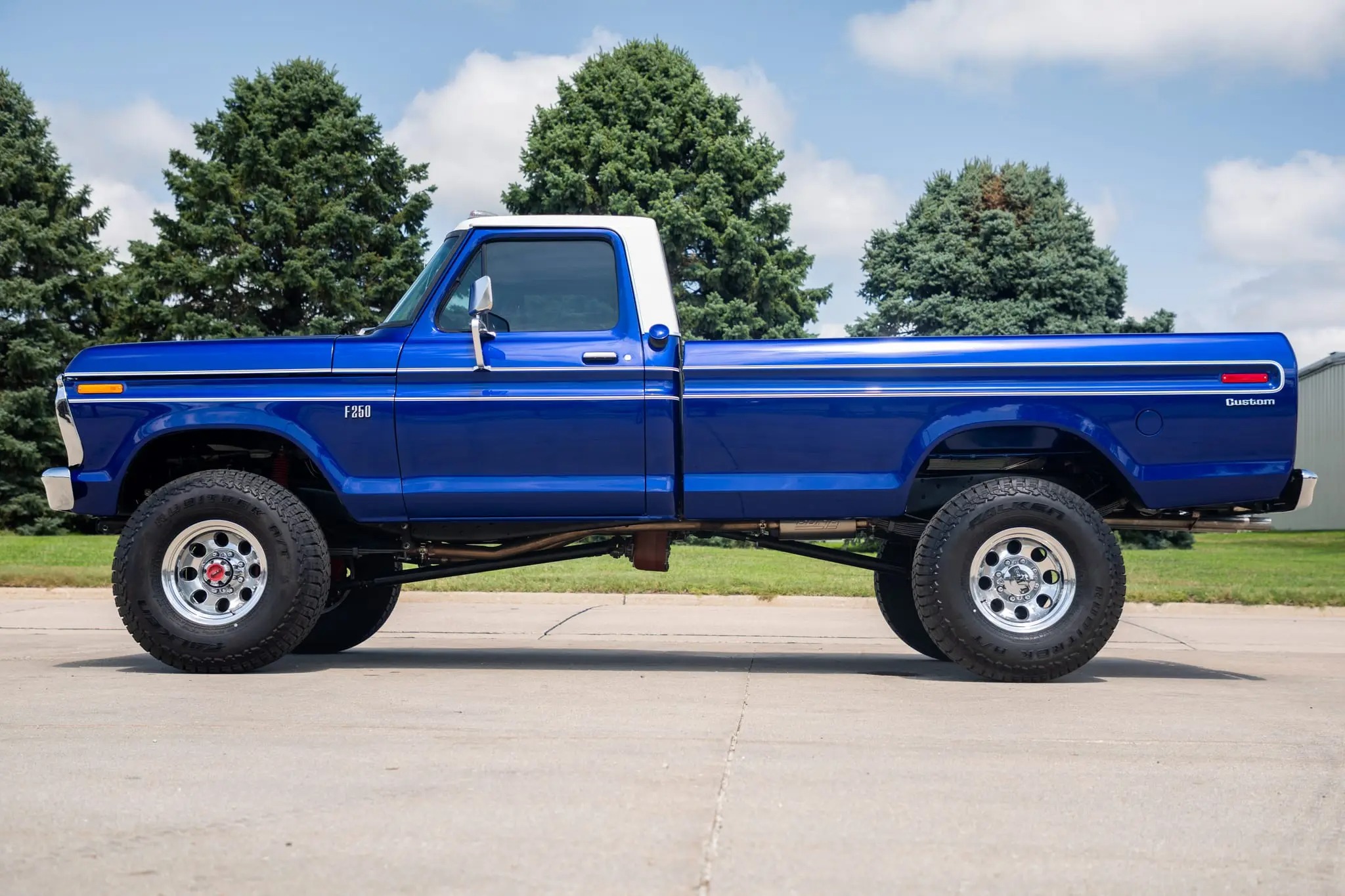 1976 Ford F-250 Custom 4X4, photo 3 of 21