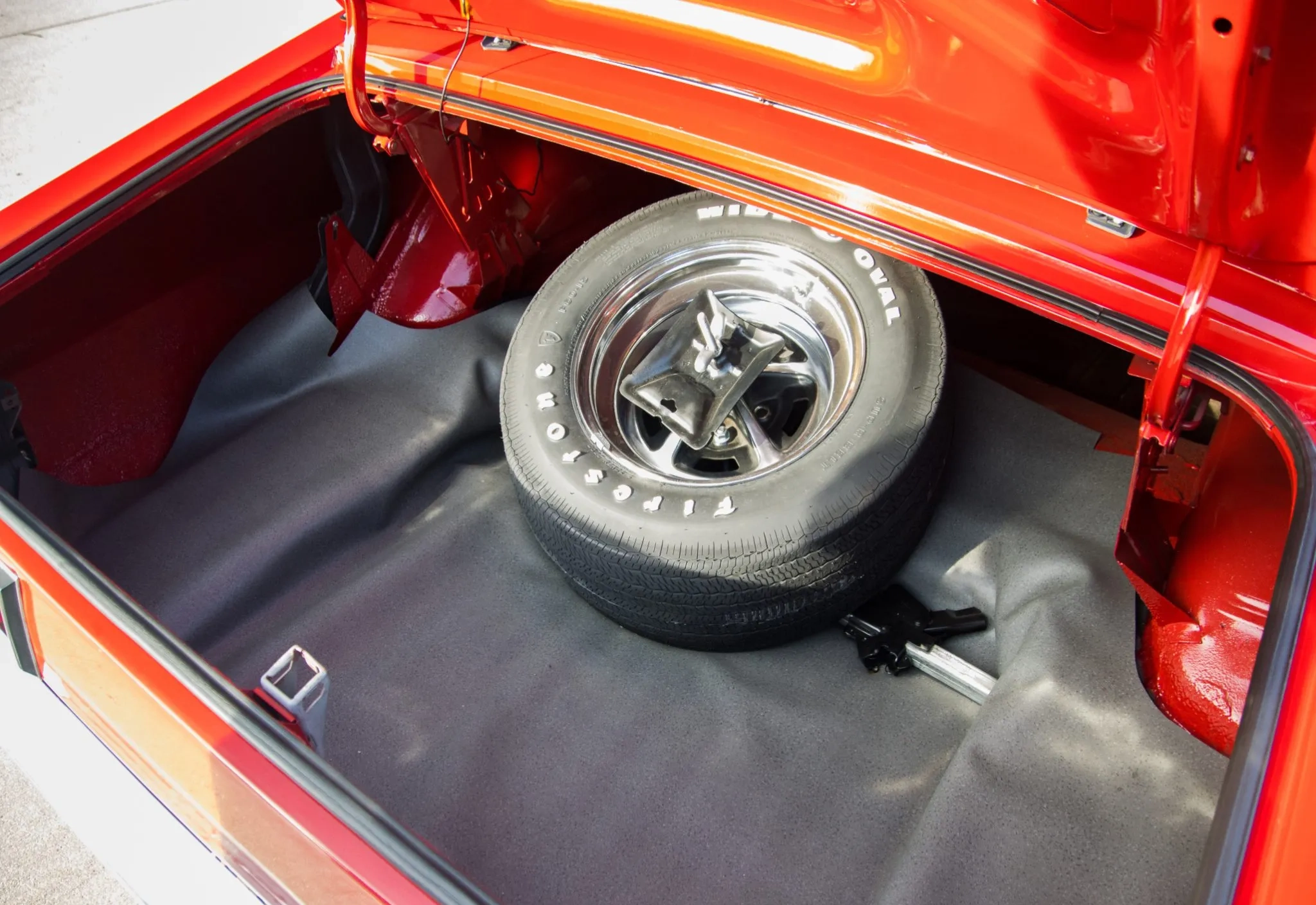 1970 Ford Torino, photo 13 of 17