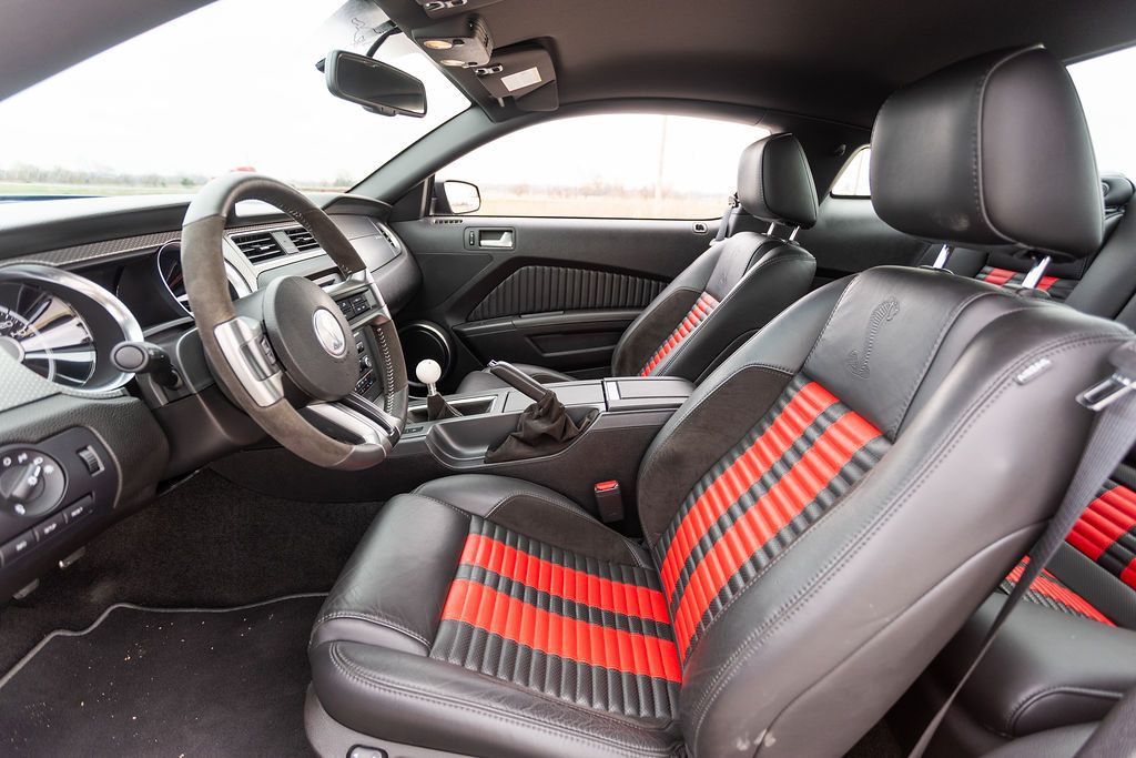 2011 Ford Mustang Shelby GT500, photo 10 of 20