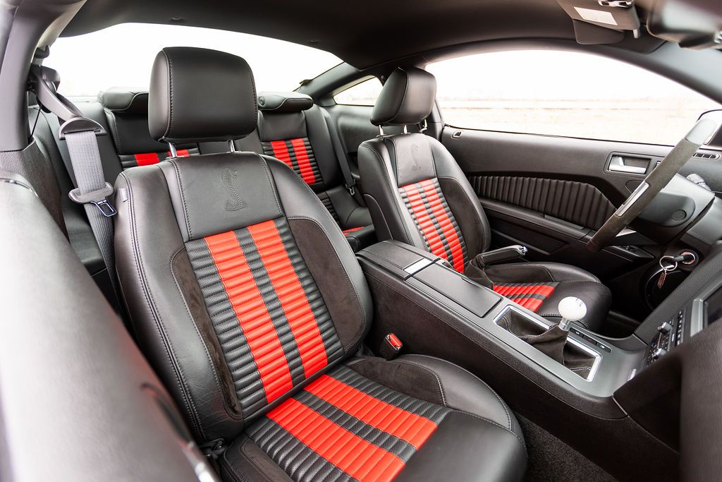 2011 Ford Mustang Shelby GT500, photo 13 of 20