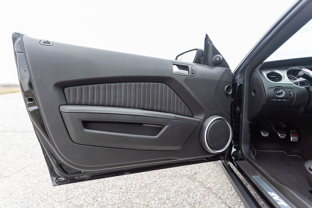 2011 Ford Mustang Shelby GT500, photo 16 of 20