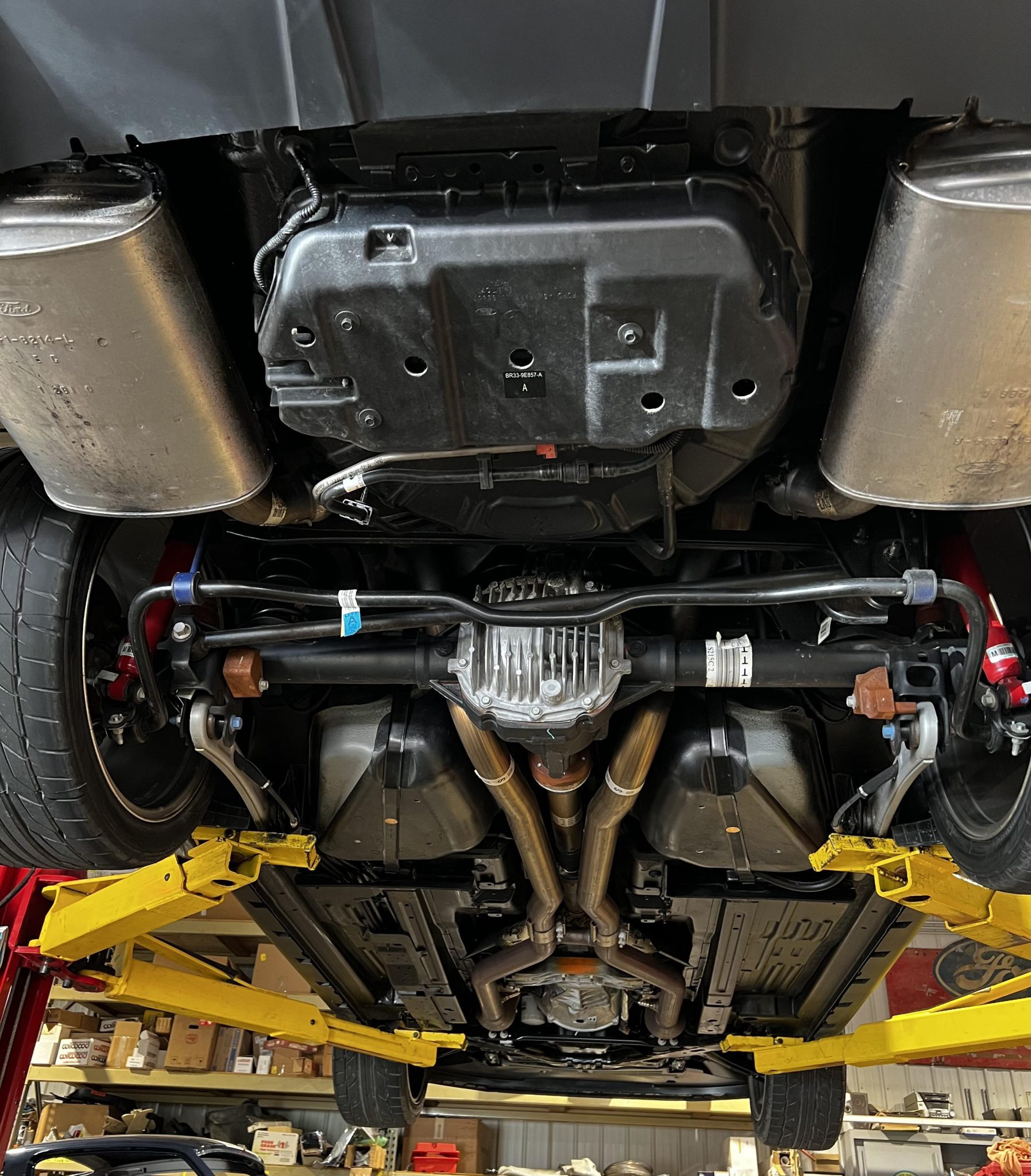 2011 Ford Mustang Shelby GT500, photo 20 of 20