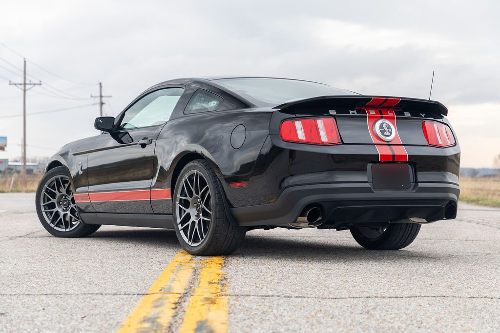 2011 Ford Mustang Shelby GT500, photo 3 of 20