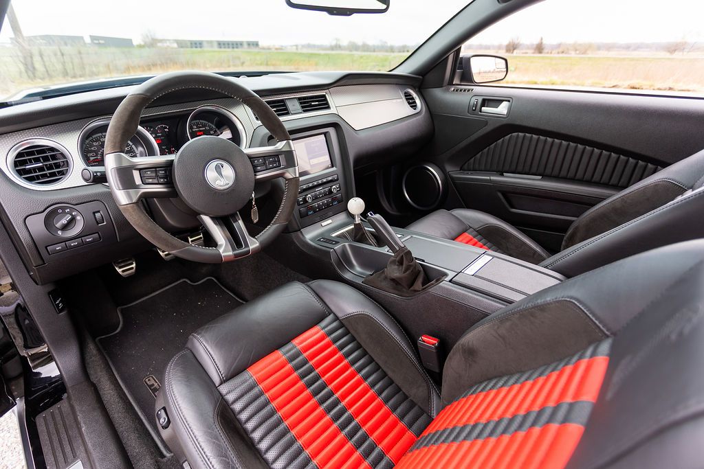2011 Ford Mustang Shelby GT500, photo 9 of 20